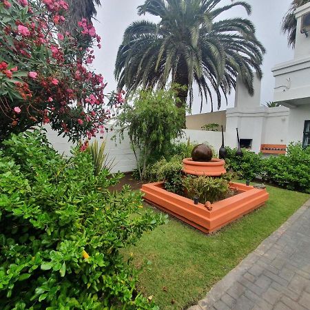 Langholm Hotel Walvis Bay Eksteriør bilde
