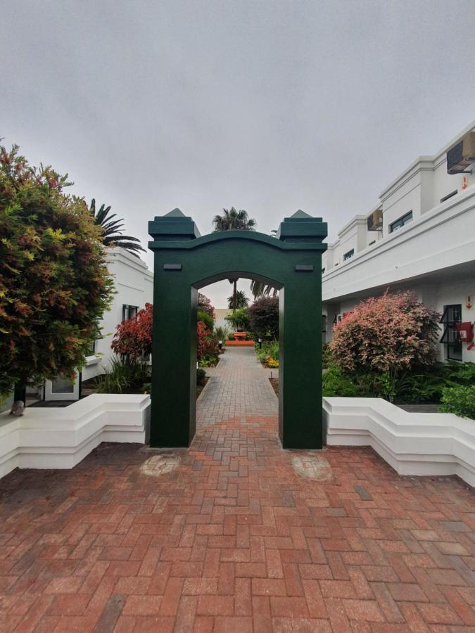 Langholm Hotel Walvis Bay Eksteriør bilde