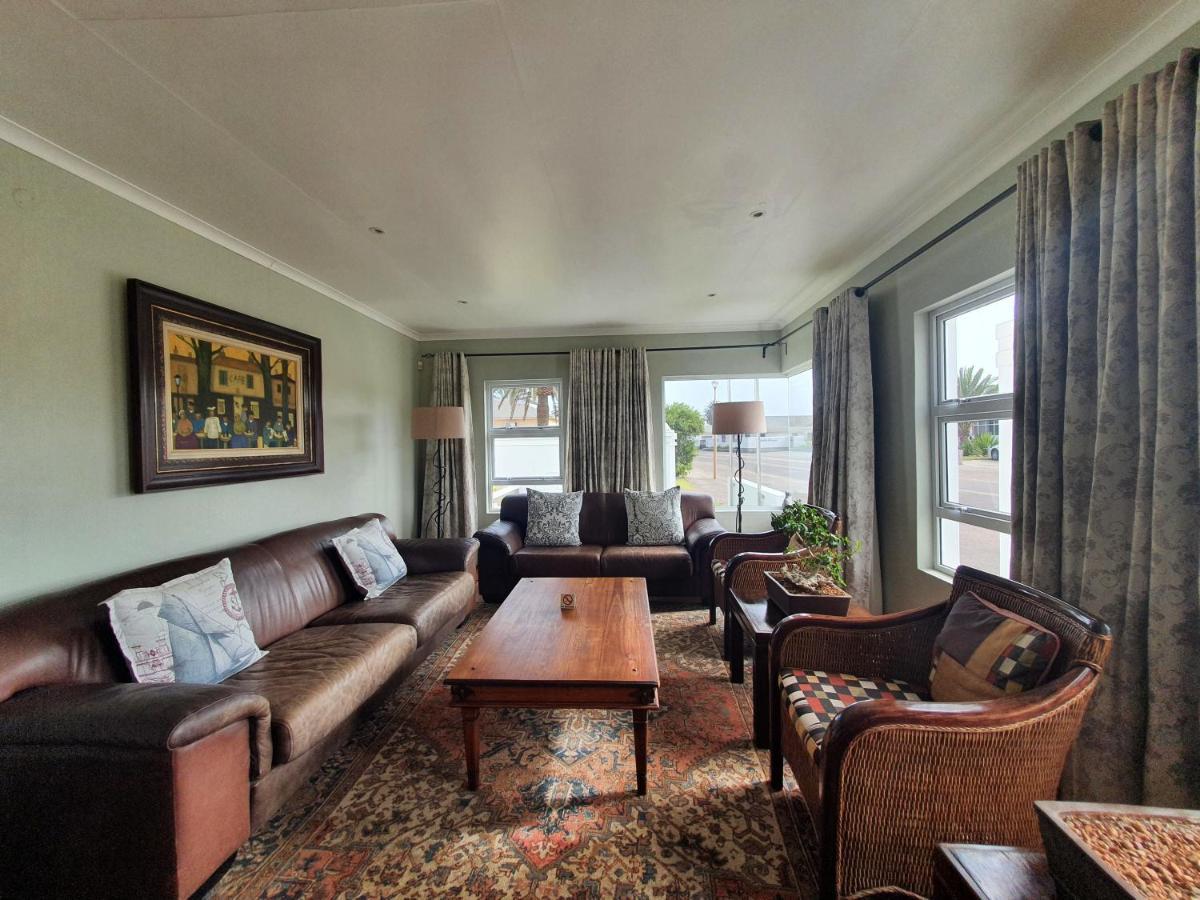 Langholm Hotel Walvis Bay Eksteriør bilde