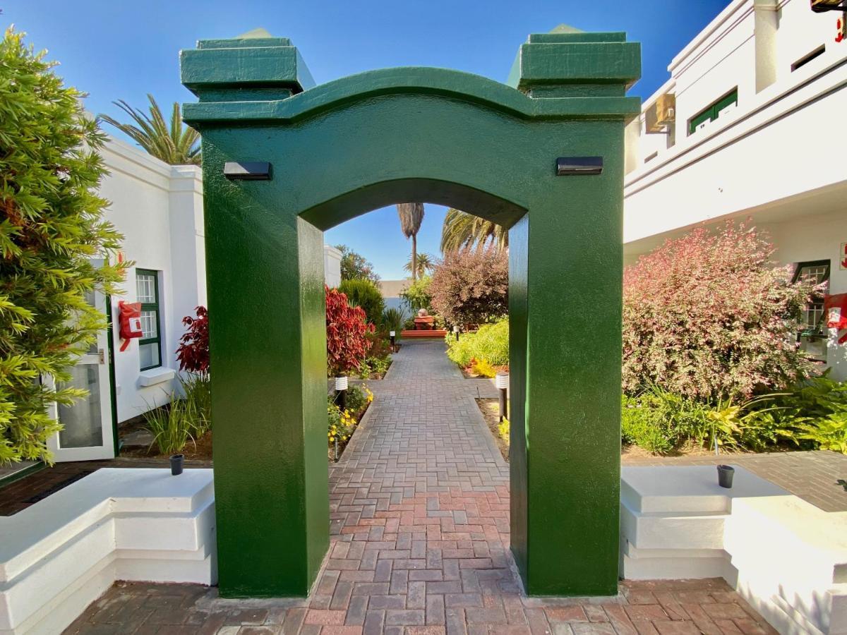 Langholm Hotel Walvis Bay Eksteriør bilde